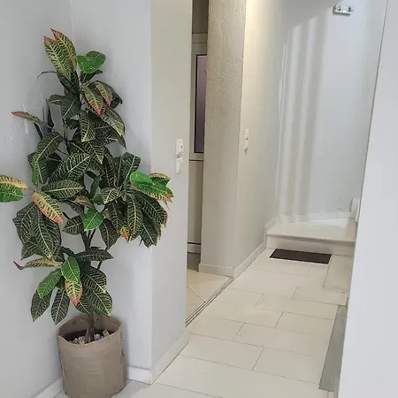 George's Appartamento Volos